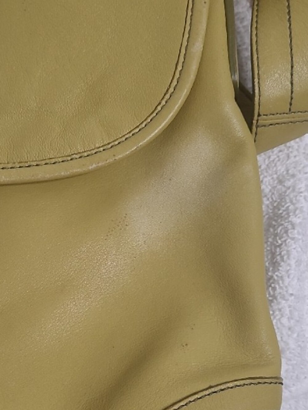 Coach Vintage Soho Flap Shoulder/Crossbody Bag - Picture 8 of 11